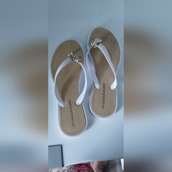 Summer Sandals Size-8/9 - Picture 2 of 3